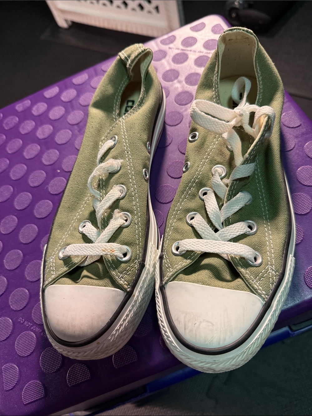 Canvas Low-Top Kids Sneakers in Olive Green
